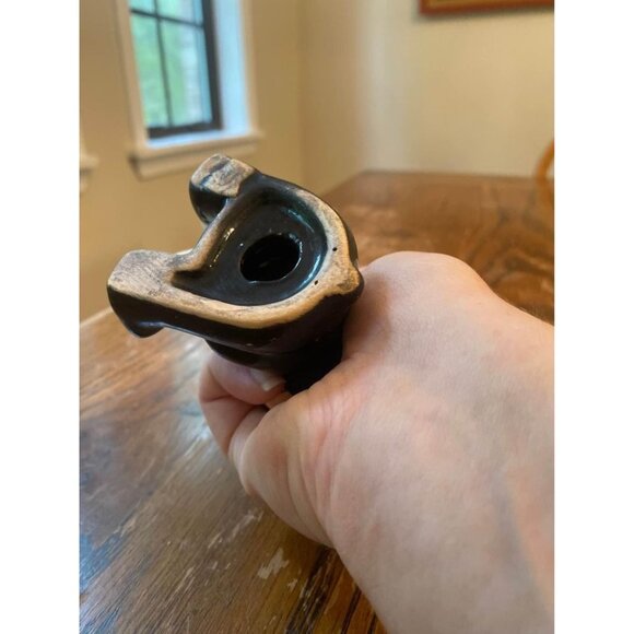 Vintage Bear Salt and Pepper Shakers Alaska White and Black Bears Ceramic - Picture 7 of 8